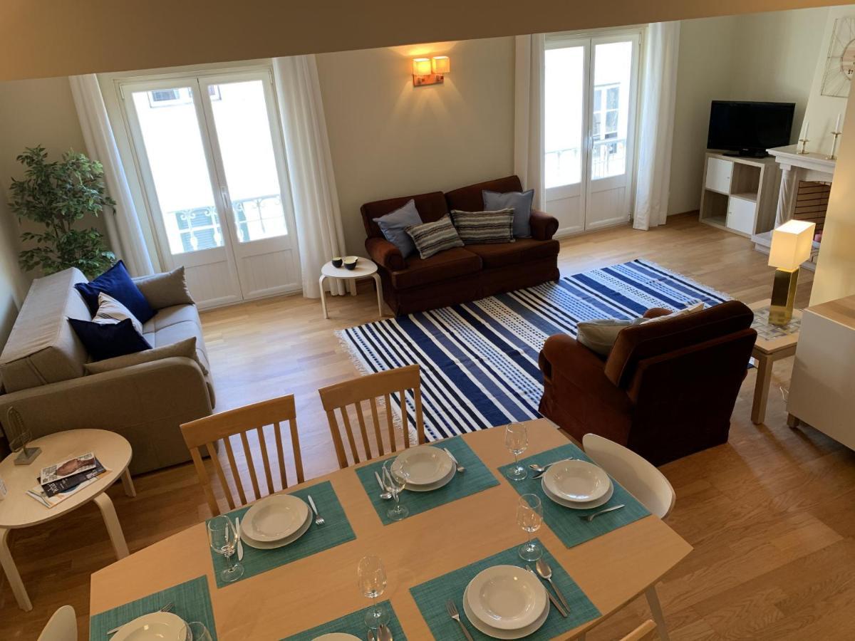 Duplex Apartment With Terrace In Cascais Downtown Esterno foto